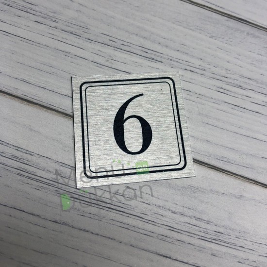 Gümüş Metal Yapışkanlı Masa Numarası 5x5cm Gümüş Metal Yapışkanlı Masa Numarası 5x5cm