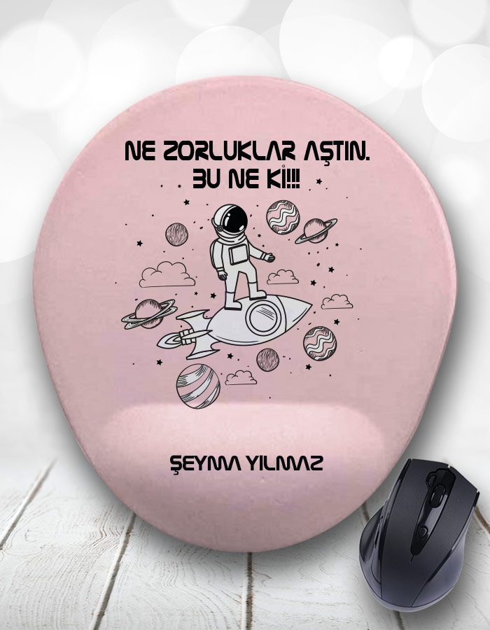 Zorlukları%20Aşan%20Astronot%20Kupa%20Bardak%20ve%20Mouse%20Pad